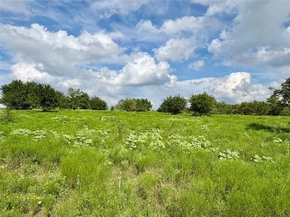 Loves Valley Rd, Marietta, OK 73448