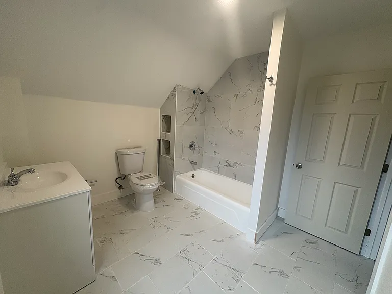 930 S Franklin St #2 — Photo 6
