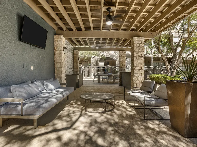 Villas at Rogers Ranch — Photo 27
