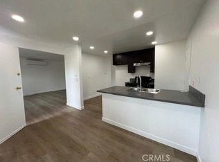 1008 N Bewley St UNIT B, Santa Ana, CA 92703