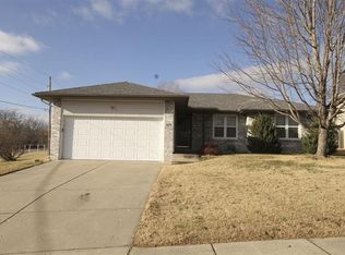 4327 S Elmview Ave, Springfield, MO 65804