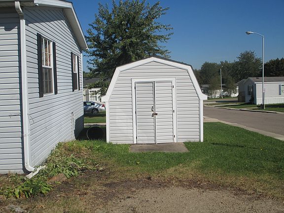 2nd image of 50564 S Tyler Dr
