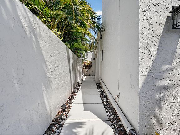 3rd image of 2145 NW 10th Street