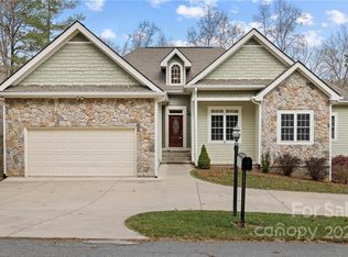 7 Nuthatch Ct #2, Fairview, NC 28730