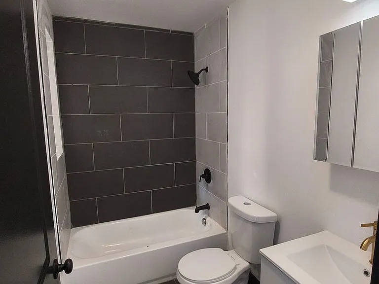 11 Thomas St — Photo 4