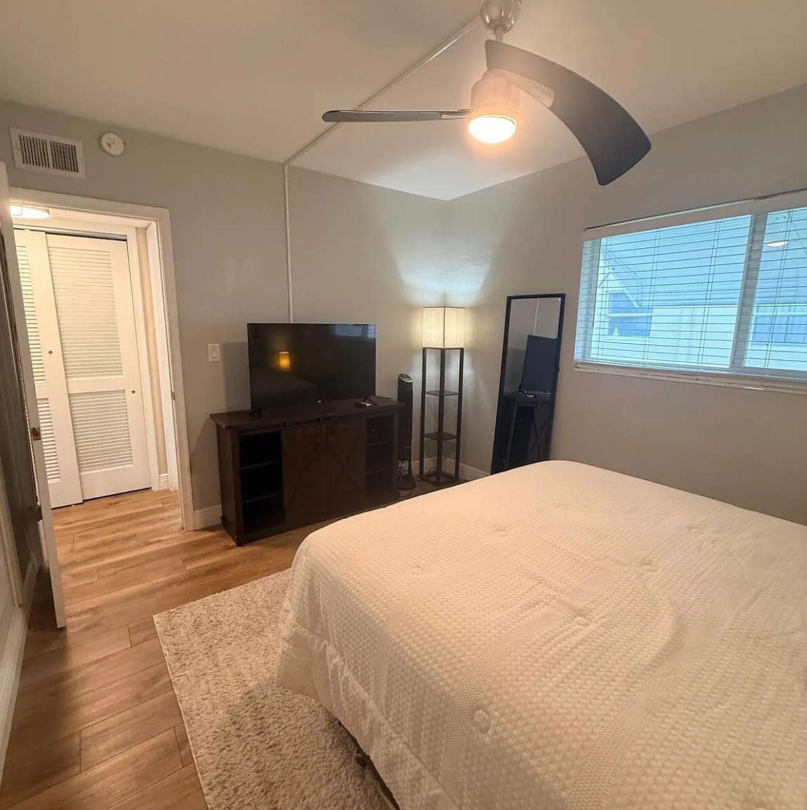 1 bed, 600 sqft, $3,000 — Photo 3