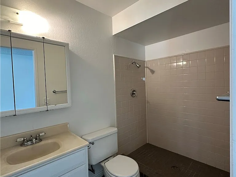 34 Elksford Ave #34 — Photo 6