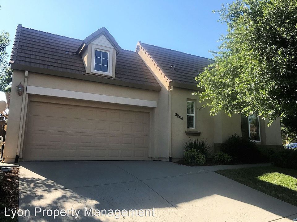 1st image of 3204 Rapallo Pl