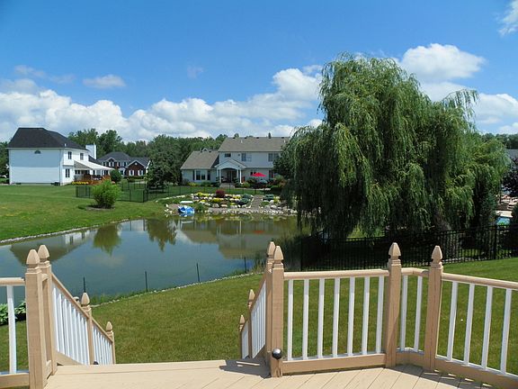 2nd image of 8777 Fairbrook Ct