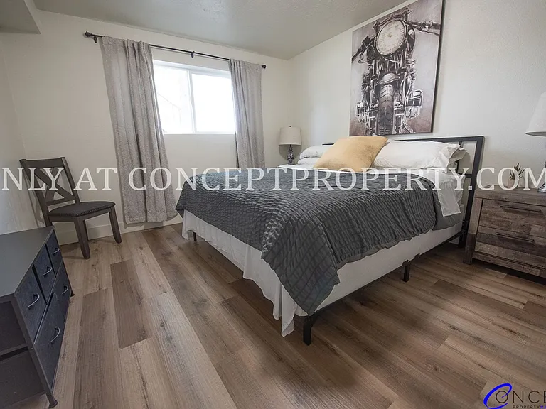 285 E Whitlock Ave — Photo 35
