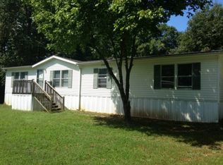 4816 Simmons Dr, Sugar Hill, GA 30518