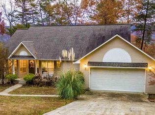 2905 Lynn Dr, Fort Payne, AL 35967