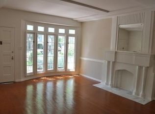 230 S Reeves Dr APT B, Beverly Hills, CA 90212