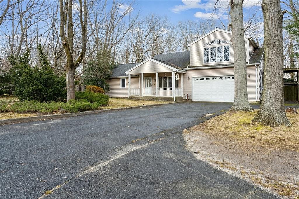 49 Haven Avenue, Ronkonkoma, NY 11779 Zillow