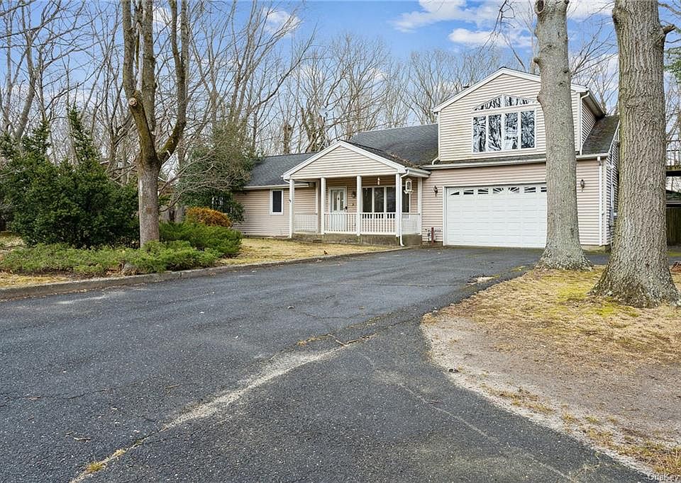 49 Haven Avenue, Ronkonkoma, NY 11779 Zillow