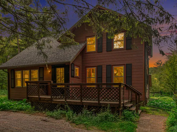 1930 Bond St, Niles, MI 49120