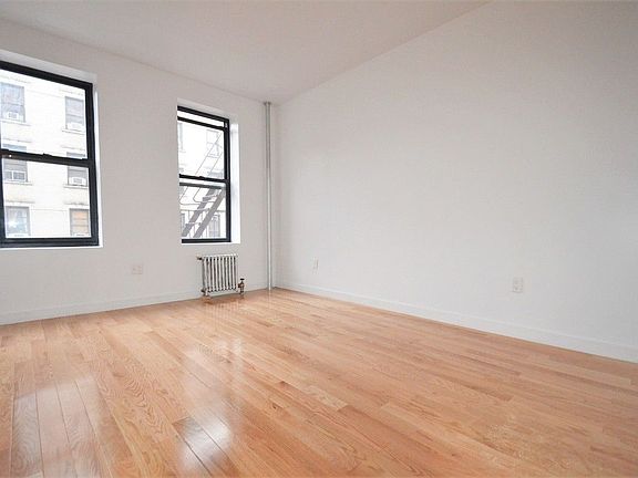 3rd image of 517 W 161st St APT 32