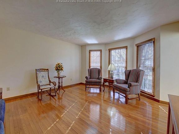 4th image of 60 Wingfoot Dr