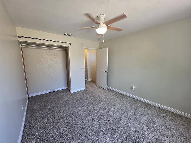 5080 Lambert Ln — Photo 18