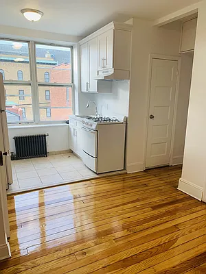 Rented by Voro New York | media 19