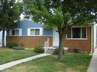 15130 Paderewski St, Livonia, MI 48154