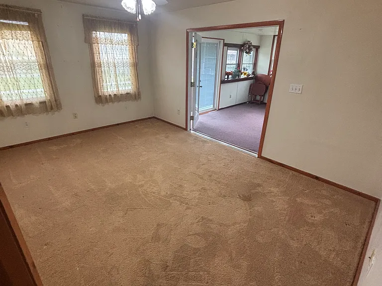225 Fairhaven Dr — Photo 22