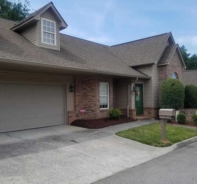 2nd image of 1020 Silver Creek Ln