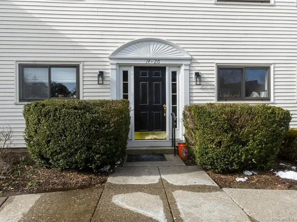 16 Hulls Highway #16, Fairfield, CT 06890