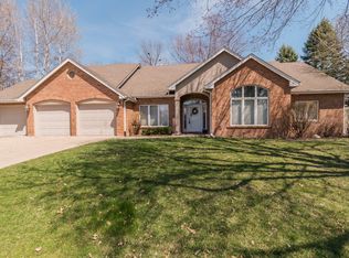 805 37th St, West Des Moines, IA 50265
