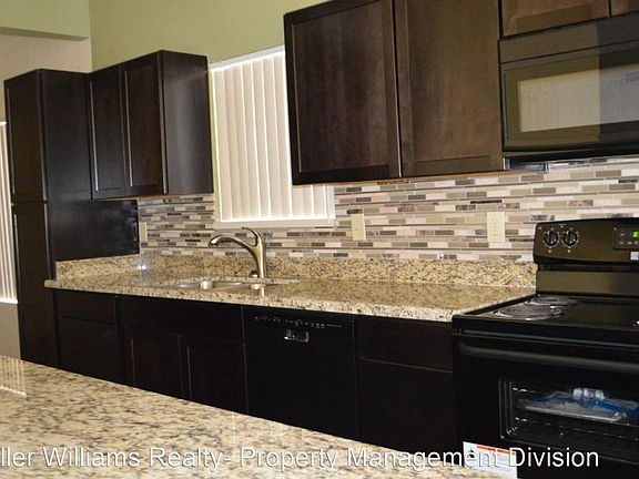 3rd image of 7333 S Palm Dr #21350819-0