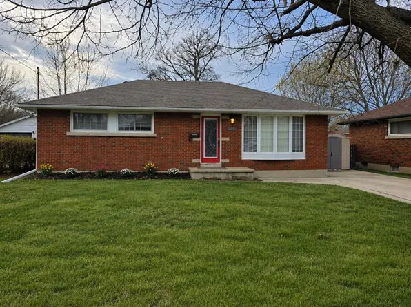 37 Howard Ave, Saint Catharines, ON L2N 3W8