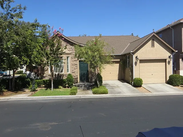 4104 W Apple Tree Ln photo 1