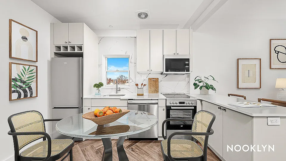 706 Ocean Pkwy #2T