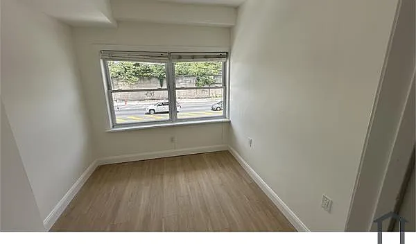 2008 E Lehigh Ave — Photo 12
