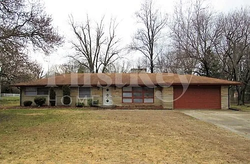 4430 Wycombe Ln Photo 1