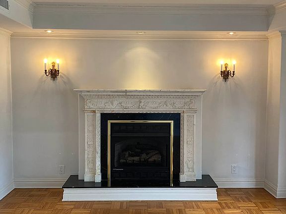 3rd image of 750 Park Ave APT 16A