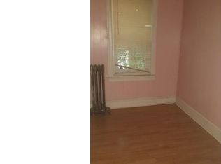 2041 Conlyn St, Philadelphia, PA 19138