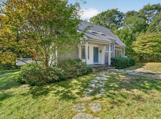11 Lookout Pl, Chilmark, MA 02535