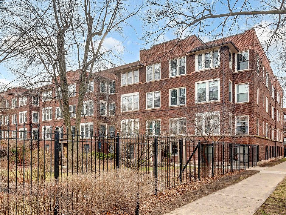 1st image of 1423 W Greenleaf Ave #3S