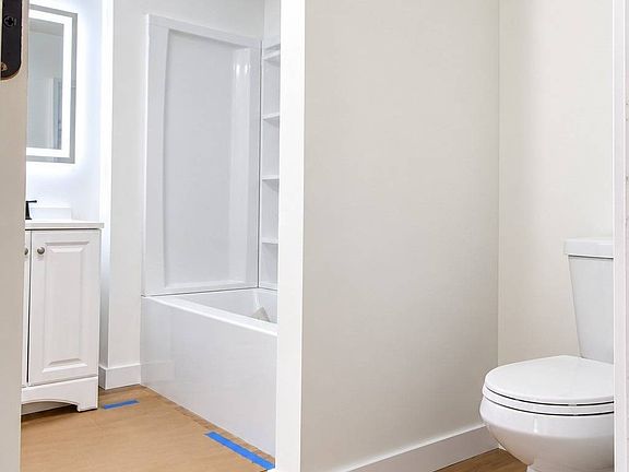 3rd image of 51 Main St APT 7