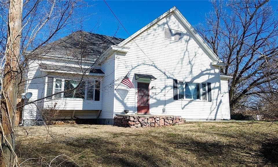 1st image of 903 Cook Rd