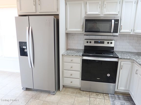 5th image of 4809 Fairway Pointe Ct