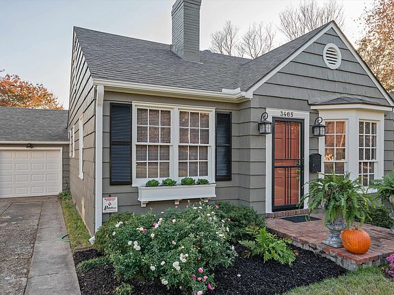 2nd image of 3465 Highland Park Pl