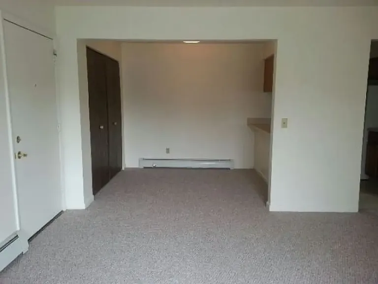320 Lloyd St #213 — Photo 6