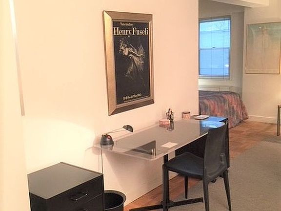 4th image of 100 W 57th St APT 3B