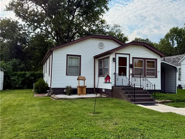 601 S 2nd St, Effingham, IL 62401