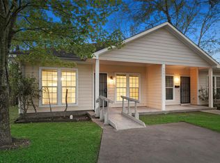 5502 Finch St #B, Houston, TX 77028