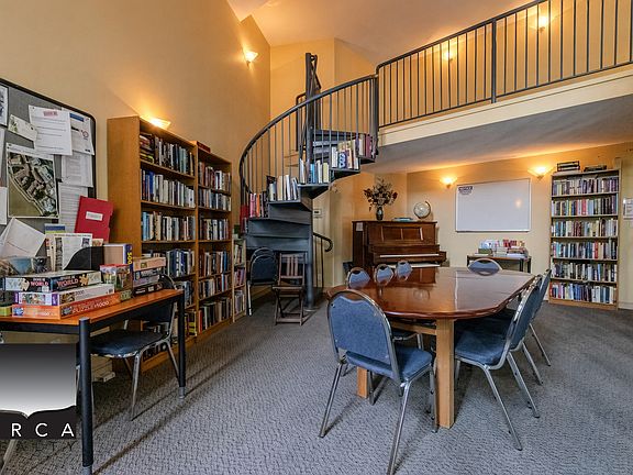 2nd image of 8 Laguna Ct #506