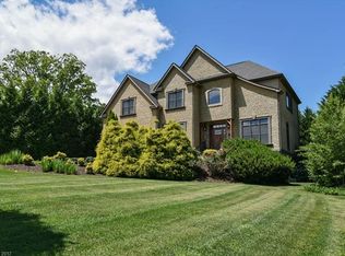 11 Sterling Run Dr, Fletcher, NC 28732