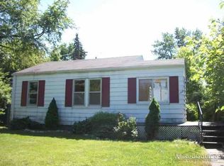 188 Dickinson St, Mount Clemens, MI 48043
